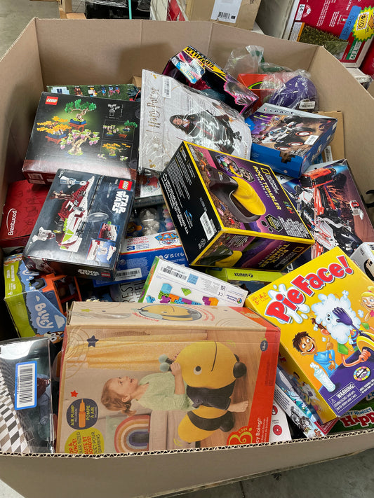 Amazon Pallet - Toys